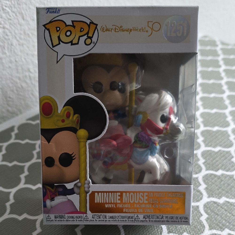 Funko Pop! Minnie Mouse (Parade Carousel) Vinyl Figure - White, Pink, Gold